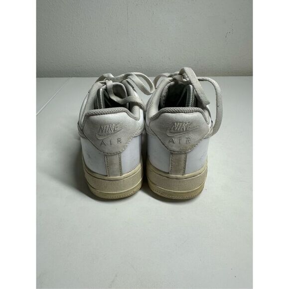 Nike Air Force 1 Low Triple White Leather Shoes Women’s Size 8 DD8959-100 - Picture 2 of 11